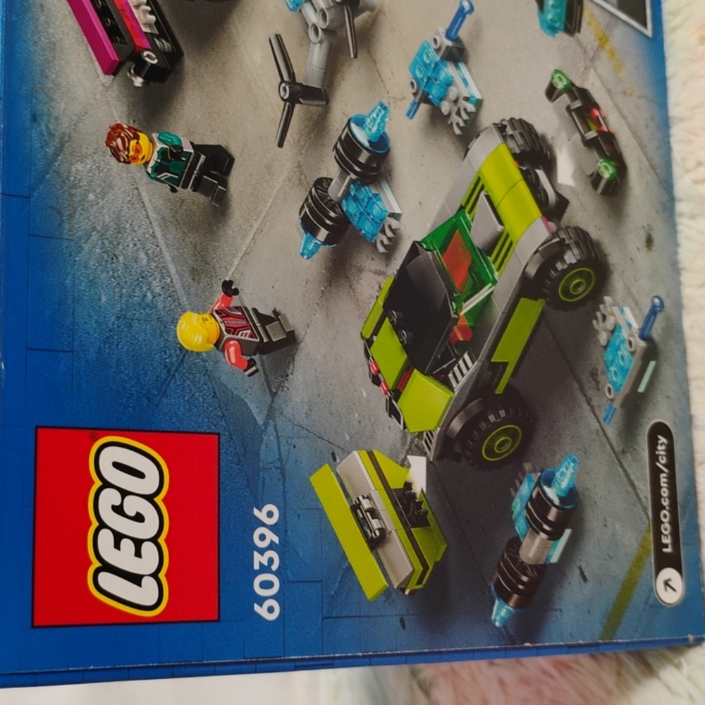 New LEGO City 6+ 60396 Modified Race Cars 359 PCs Building Toy - Picture 7 of 9